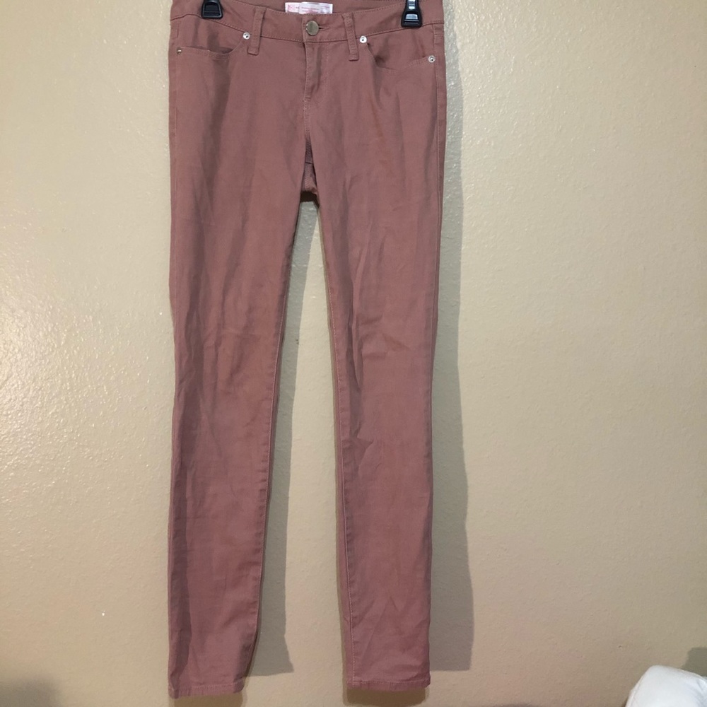 🆕 No boundaries pants